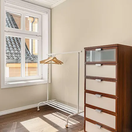 Renovated Gem With Balcony In Street 아파트 *