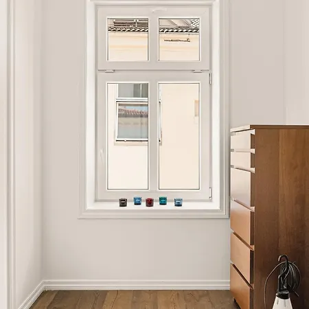 דירה Renovated Gem With Balcony In Street ברגן